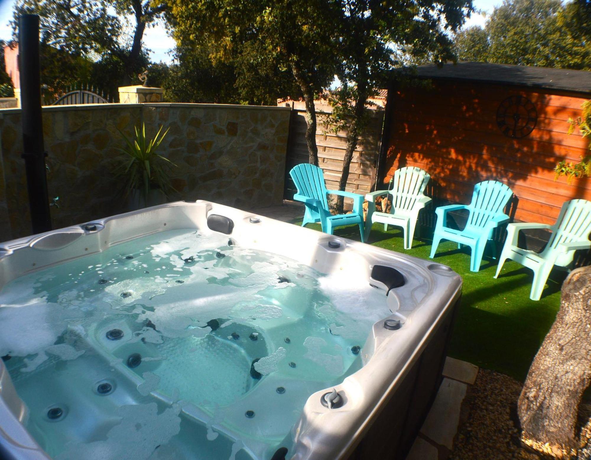 La Rose Des Vents & Spa - Gite La Parenthese Néoules 外观 照片